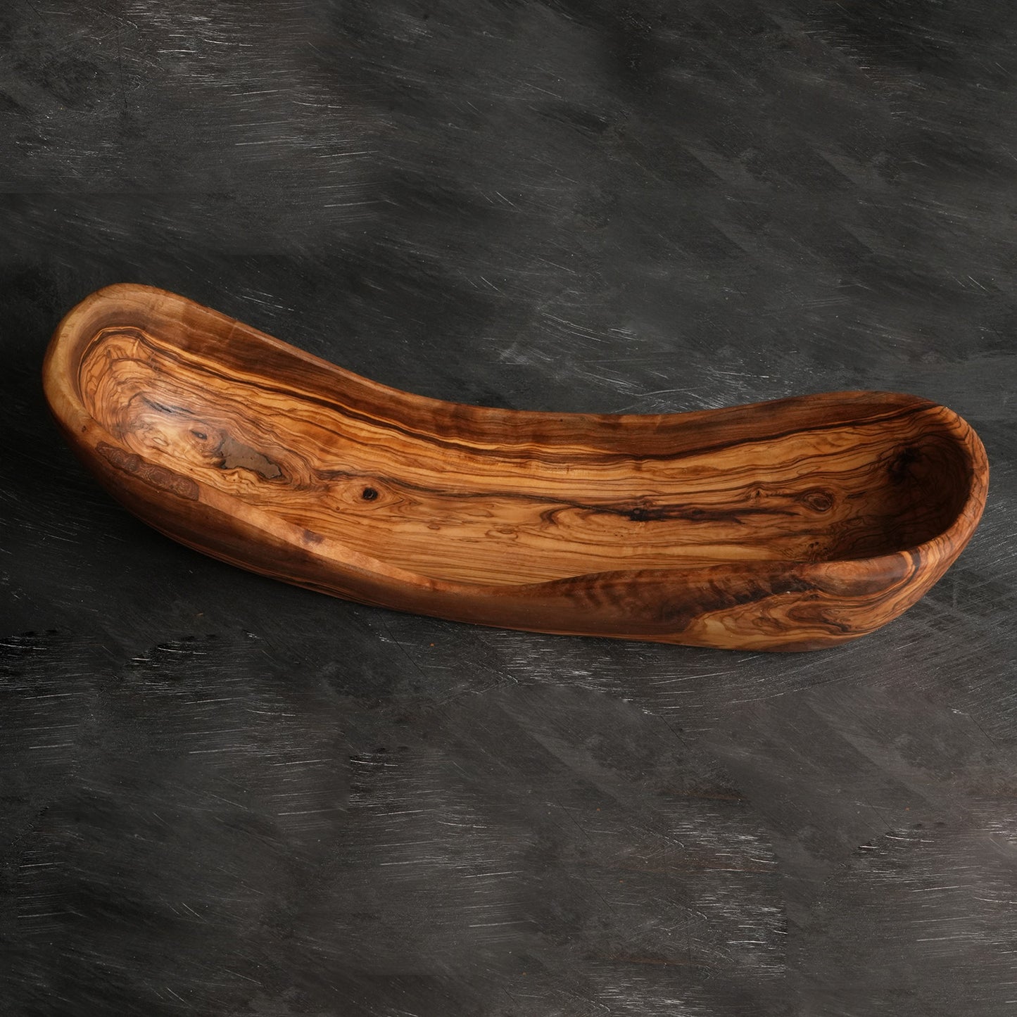 Serving bow - Olivewood handwrought
